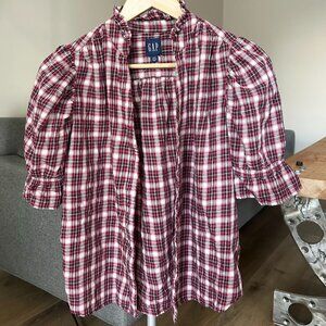 GAP short sleeve plaid button-up